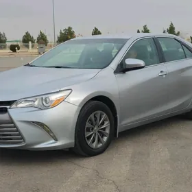 Toyota Camry 2017
