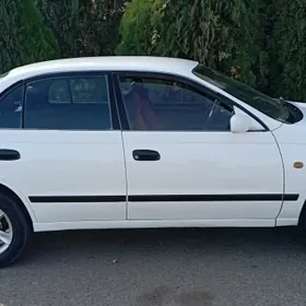 Toyota Carina 1993