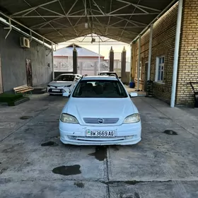Opel Astra 1998