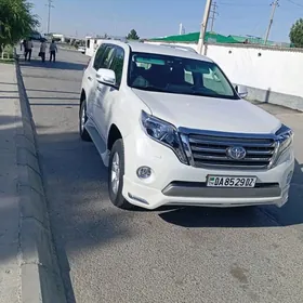 Toyota Land Cruiser Prado 2010