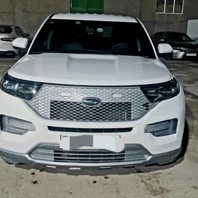 Ford Explorer 2021