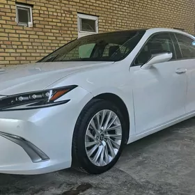 Lexus ES 350 2020