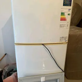 holodelnik televizor