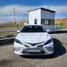 Toyota Camry 2022