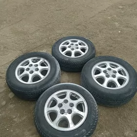 Mark disga teker R15