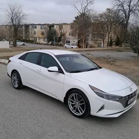 Hyundai Elantra 2021