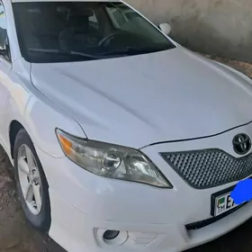 Toyota Camry 2010