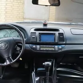 Toyota Camry 2003