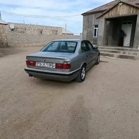 BMW 525 1990