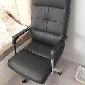 компьютерное кресло