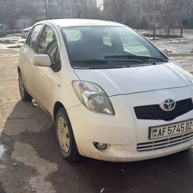 Toyota Yaris 2008