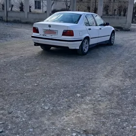 BMW 320 1992