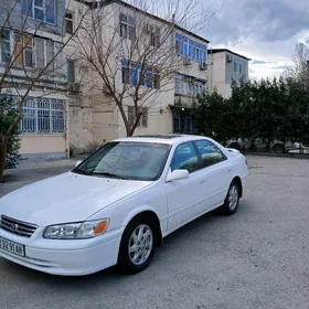 Toyota Camry 2000