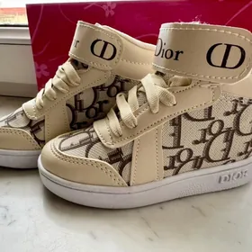 Детские кеды