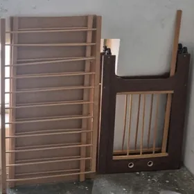 отдам даром детскую кровать