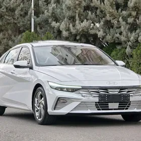 Hyundai Elantra 2025