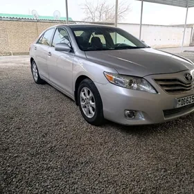 Toyota Camry 2011