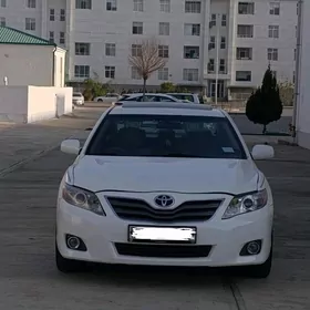 Toyota Camry 2010