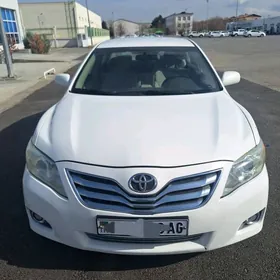 Toyota Camry 2010