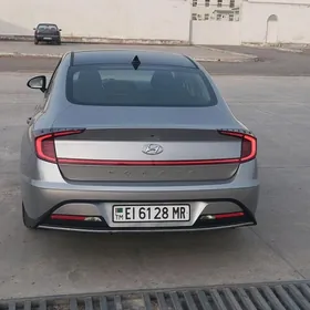 Hyundai Sonata 2021