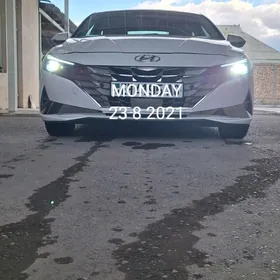 Hyundai Elantra 2021