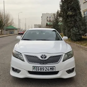 Toyota Camry 2010