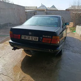 BMW 525 1989