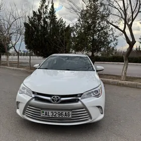 Toyota Camry 2017
