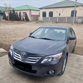 Toyota Camry 2010