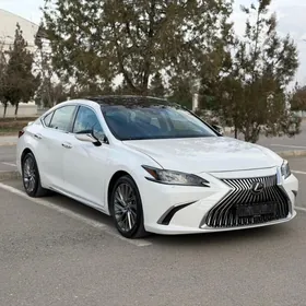 Lexus ES 350 2019