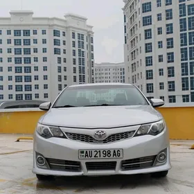 Toyota Camry 2013