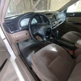 Toyota Camry 2003