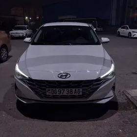 Hyundai Elantra 2021