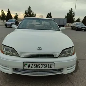Lexus ES 300 1992