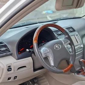 Toyota Camry 2010