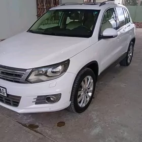 Volkswagen Tiguan 2011