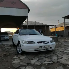 Toyota Camry 1998