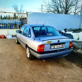 Opel Vectra 1992
