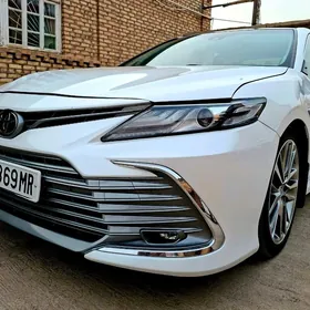 Toyota Camry 2022