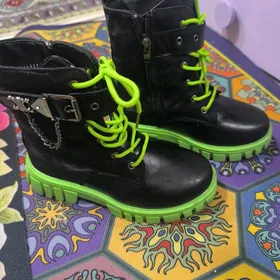 Сапоги на девочку