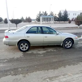 Toyota Camry 2000