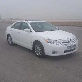 Toyota Camry 2011