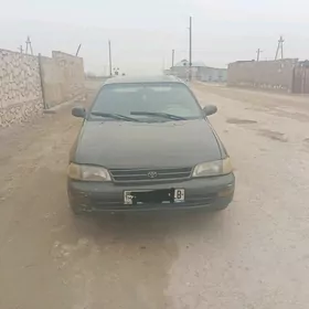 Toyota Corona 1995