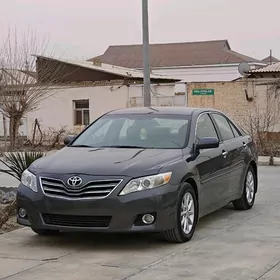 Toyota Camry 2010