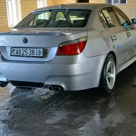 BMW E60 2004