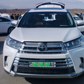 Toyota Highlander 2017