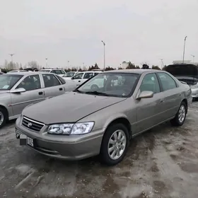 Toyota Camry 2001