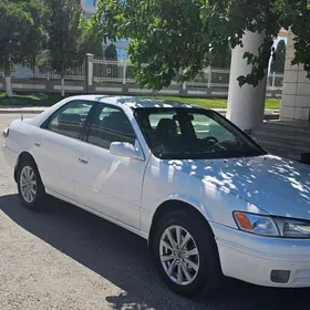 Toyota Camry 1999