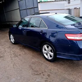 Toyota Camry 2010