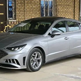 Hyundai Sonata 2021
